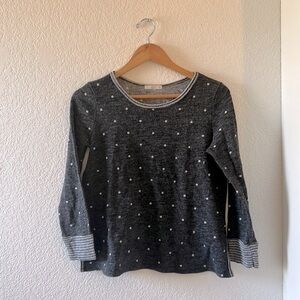 LE LIS Women’s Gray Polka Dot Pullover Sweater | Size Medium